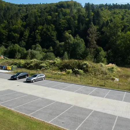 Sun & Snow River Park Apartment Wisla