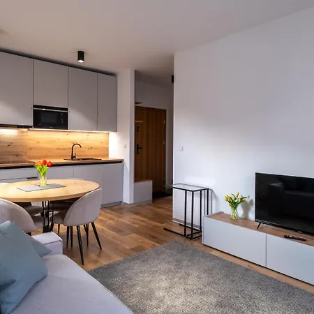 River Park, Sun & Snow