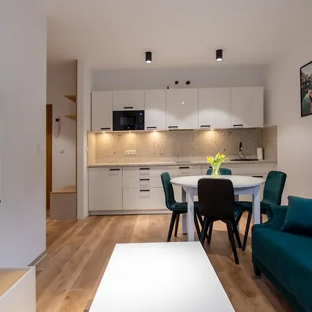 Apartment Sun & Snow River Park Wisla