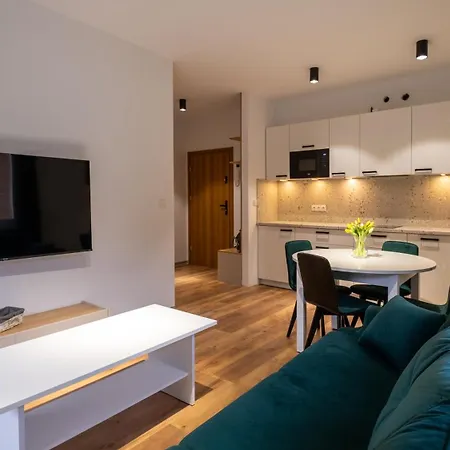 River Park, Sun & Snow